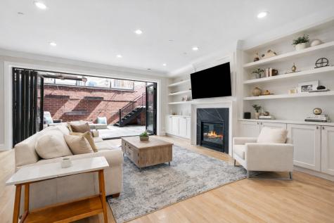 1831 North Larrabee Street Chicago IL 60614