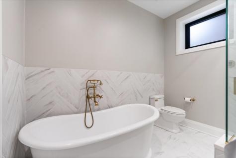 1831 North Larrabee Street Chicago IL 60614