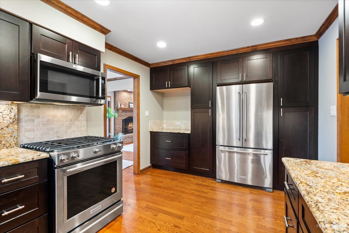 615 Windham Lane Naperville IL 60563