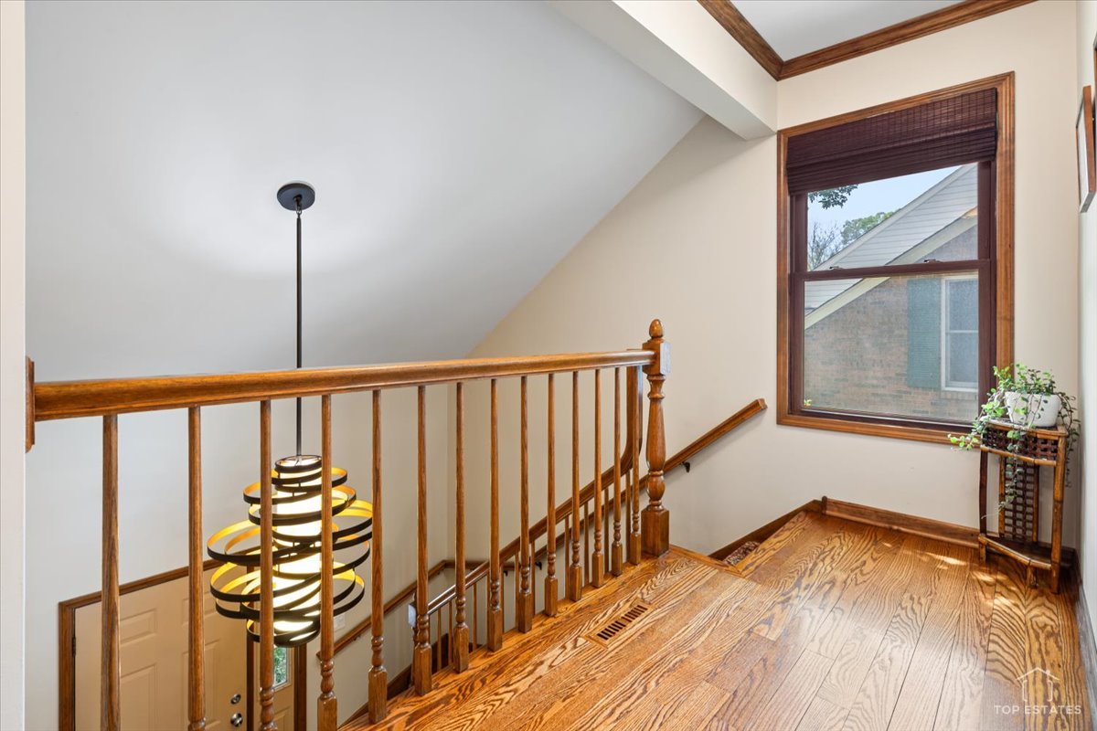 615 Windham Lane Naperville IL 60563