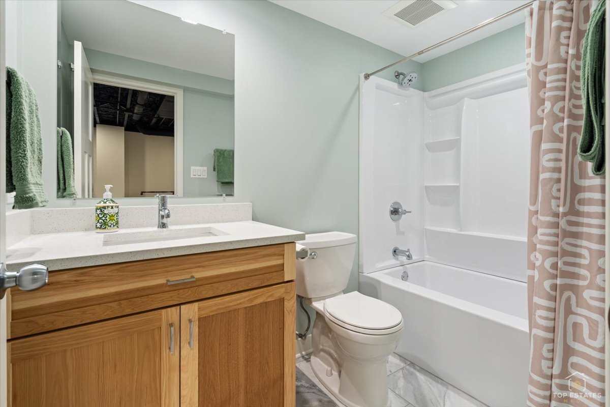 615 Windham Lane Naperville IL 60563