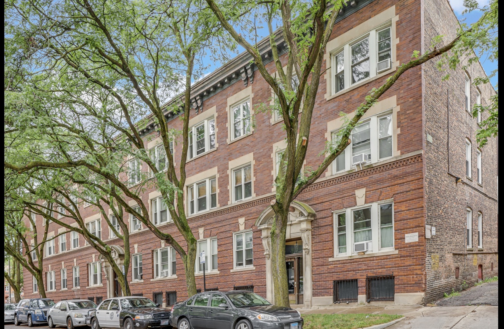 5050 South Blackstone Avenue Chicago IL 60615