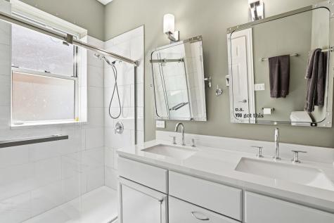 6122 South Greenwood Avenue Chicago IL 60637