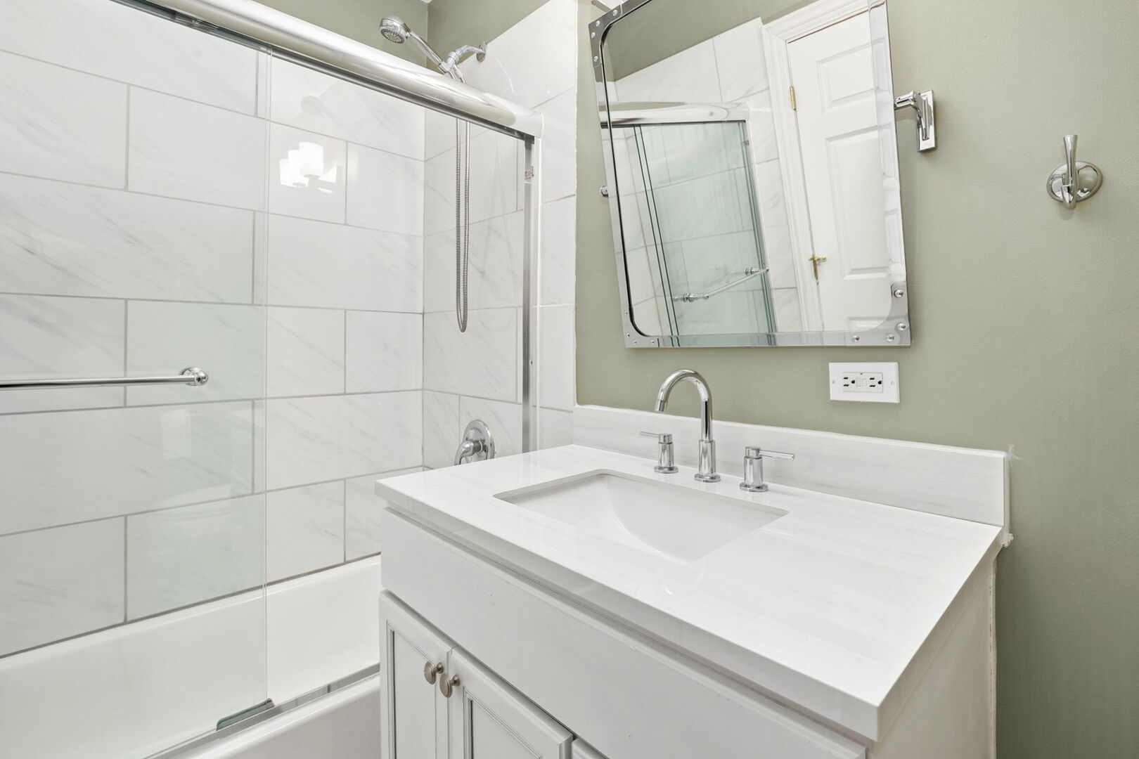 6122 South Greenwood Avenue Chicago IL 60637