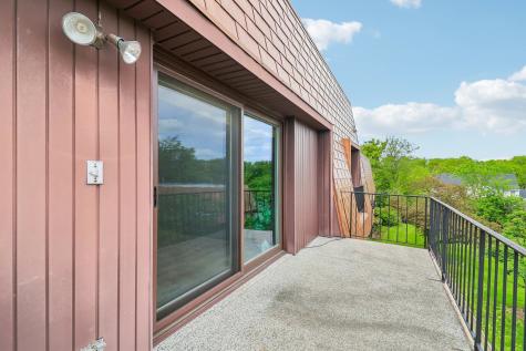 4050 Dundee Road Northbrook IL 60062
