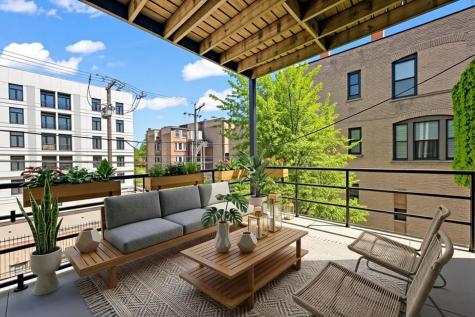 2710 West Haddon Avenue Chicago IL 60622