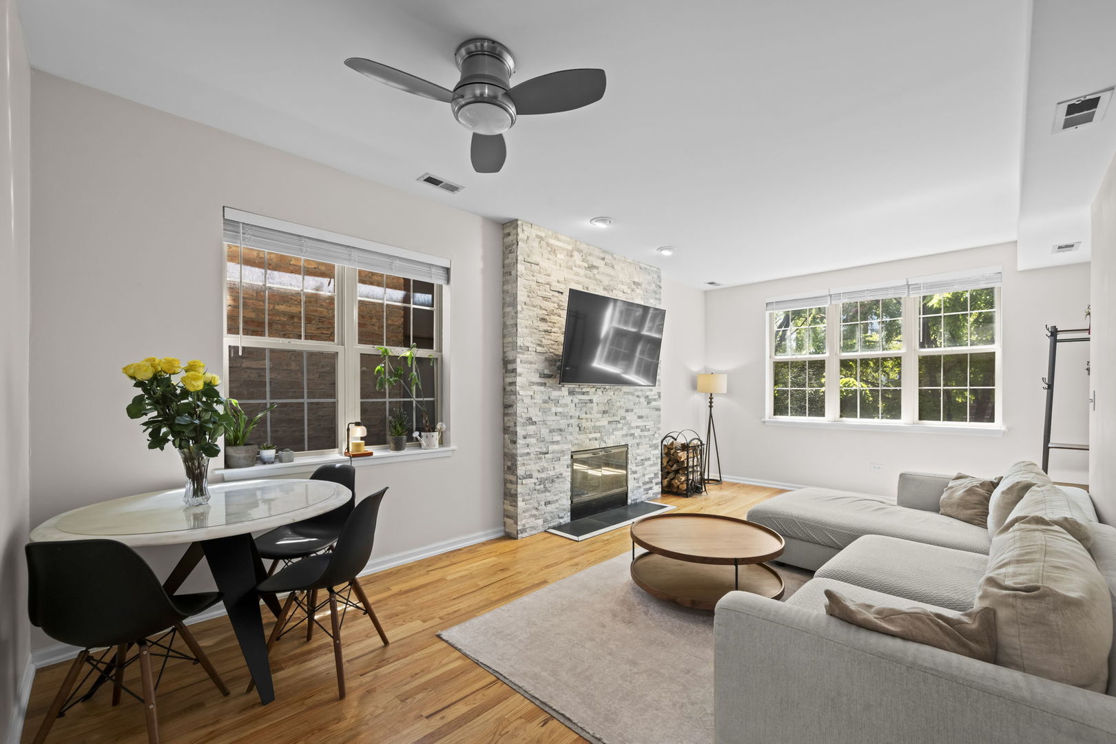 2710 West Haddon Avenue Chicago IL 60622