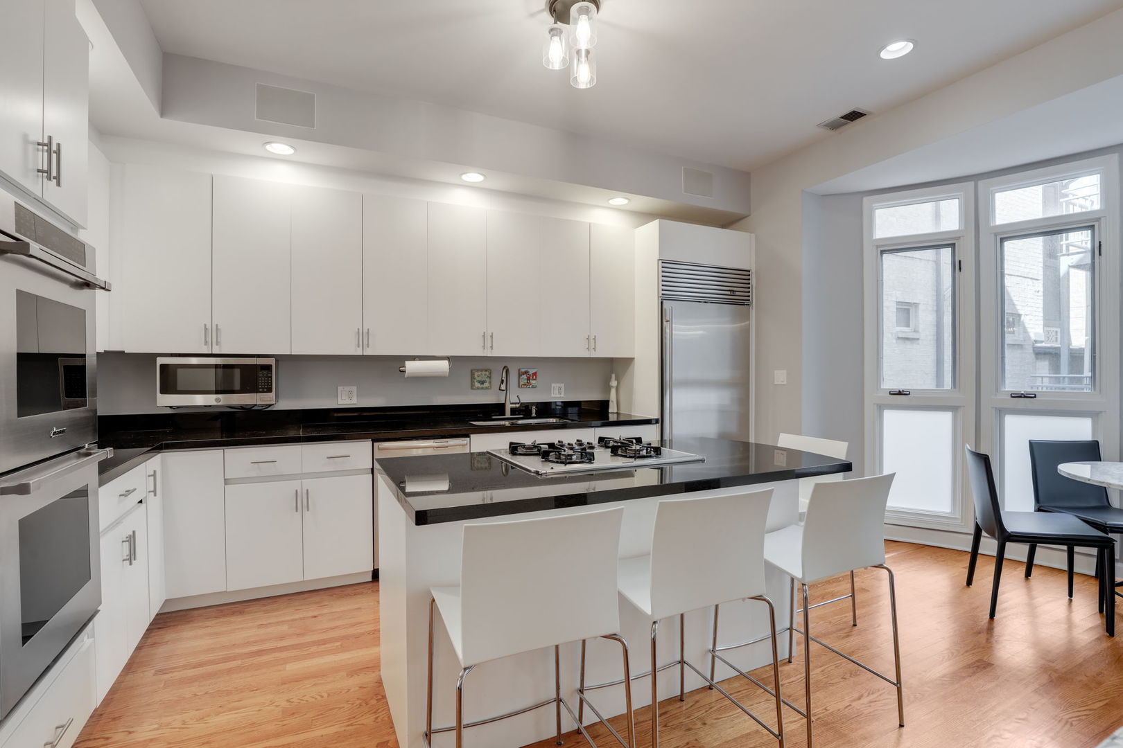 1239 North State Parkway Chicago IL 60610