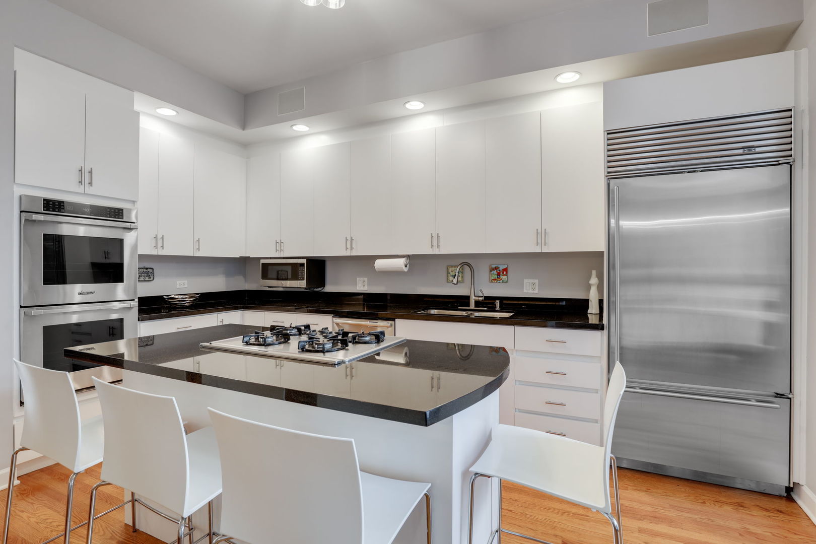 1239 North State Parkway Chicago IL 60610