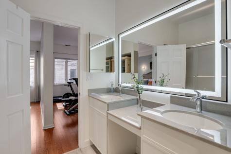 1239 North State Parkway Chicago IL 60610