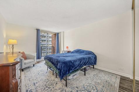 4170 North Marine Drive Chicago IL 60613
