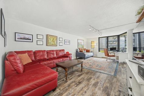 4170 North Marine Drive Chicago IL 60613