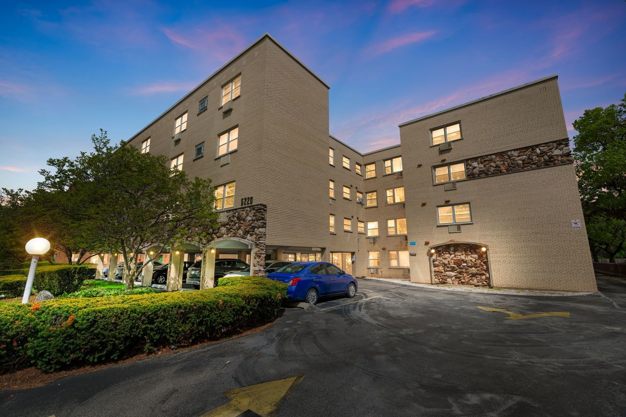 5220 Oakton Street Skokie IL 60077
