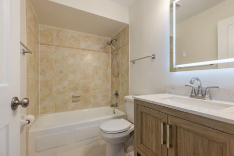 1501 Darien Lake Drive Darien IL 60561