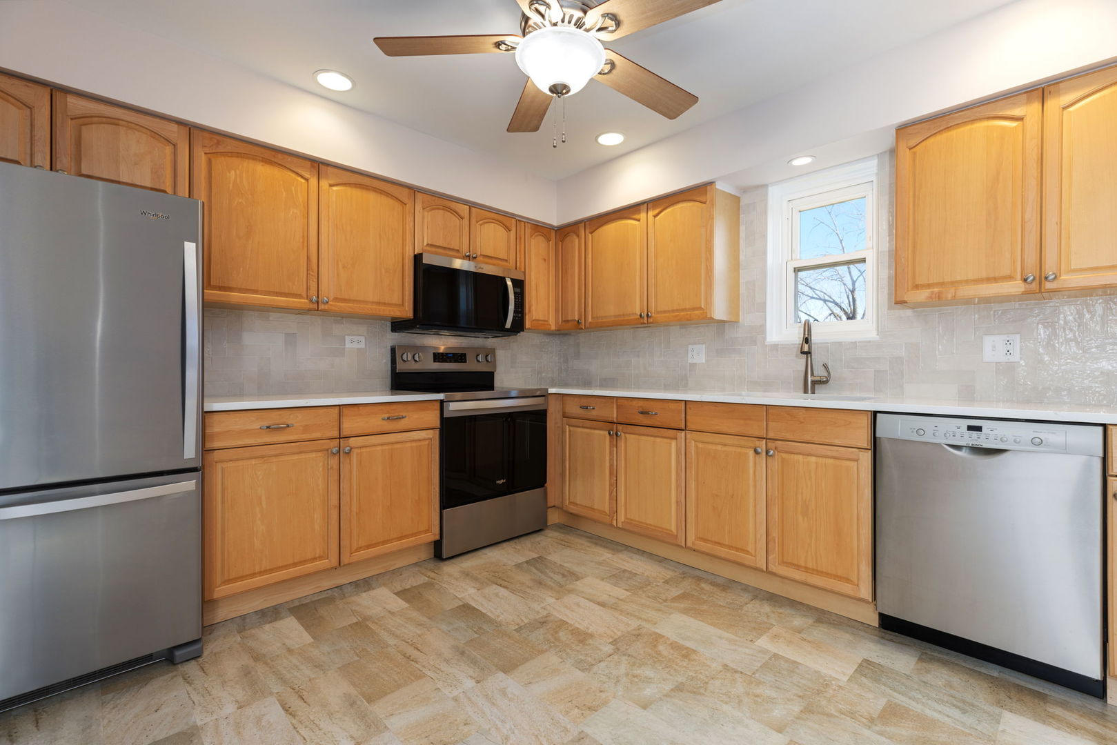 1501 Darien Lake Drive Darien IL 60561