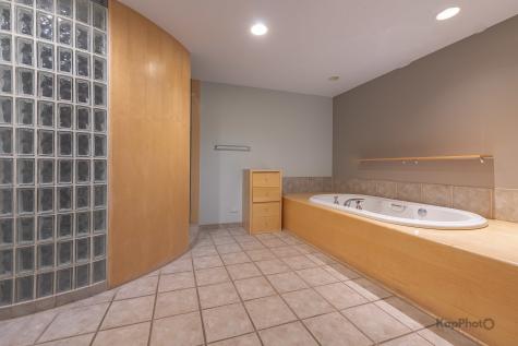 913 West Van Buren Street Chicago IL 60607