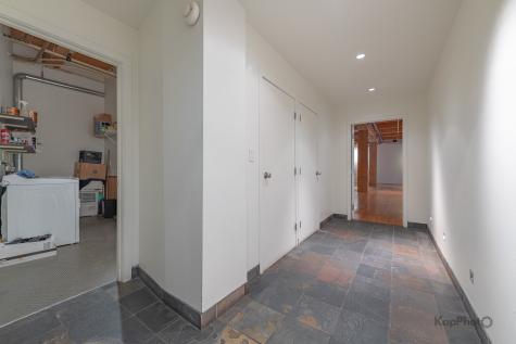 913 West Van Buren Street Chicago IL 60607