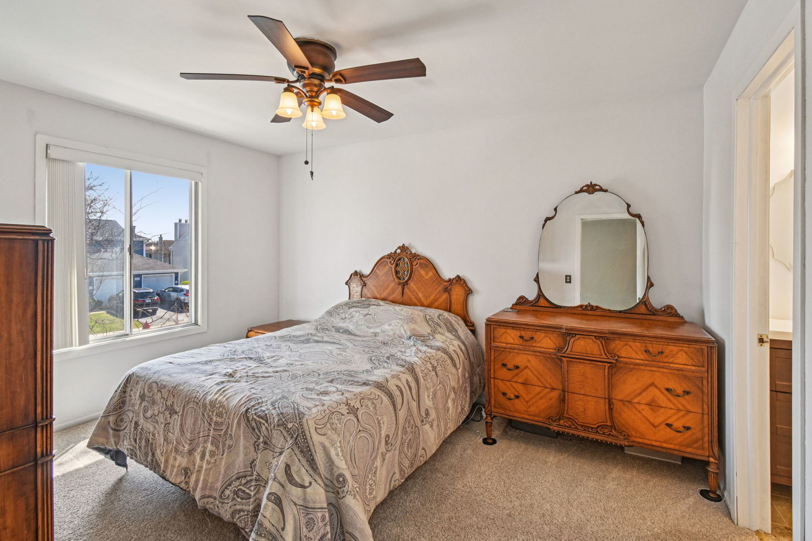 2466 Brunswick Circle Woodridge IL 60517