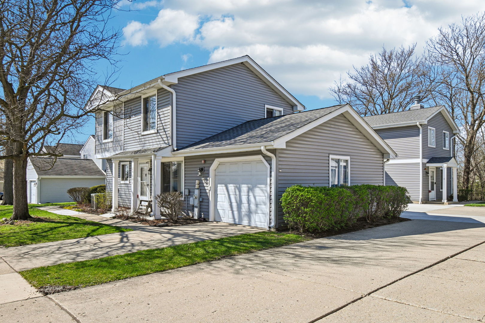 2466 Brunswick Circle Woodridge IL 60517