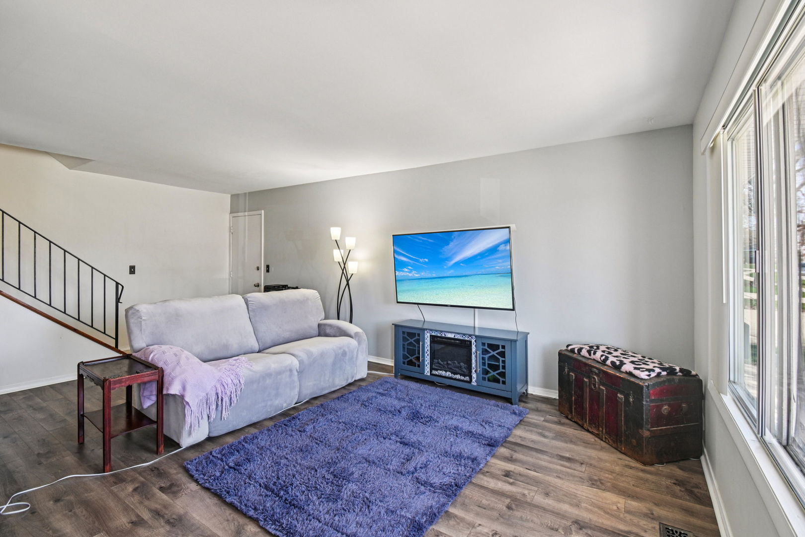 2466 Brunswick Circle Woodridge IL 60517