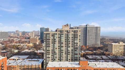 720 West Gordon Terrace Chicago IL 60613