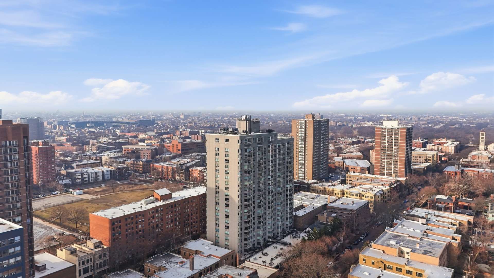 720 West Gordon Terrace Chicago IL 60613