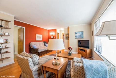 5728 South Stony Island Avenue Chicago IL 60637