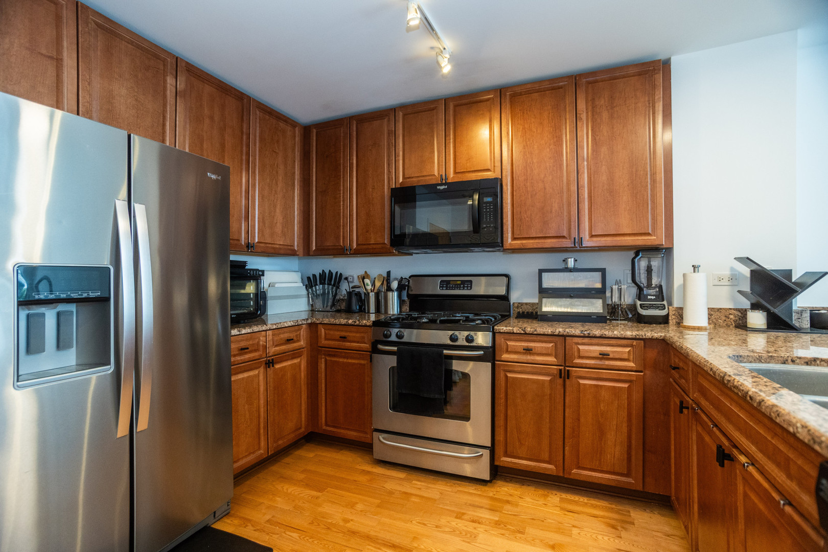 845 North Kingsbury Street Chicago IL 60610