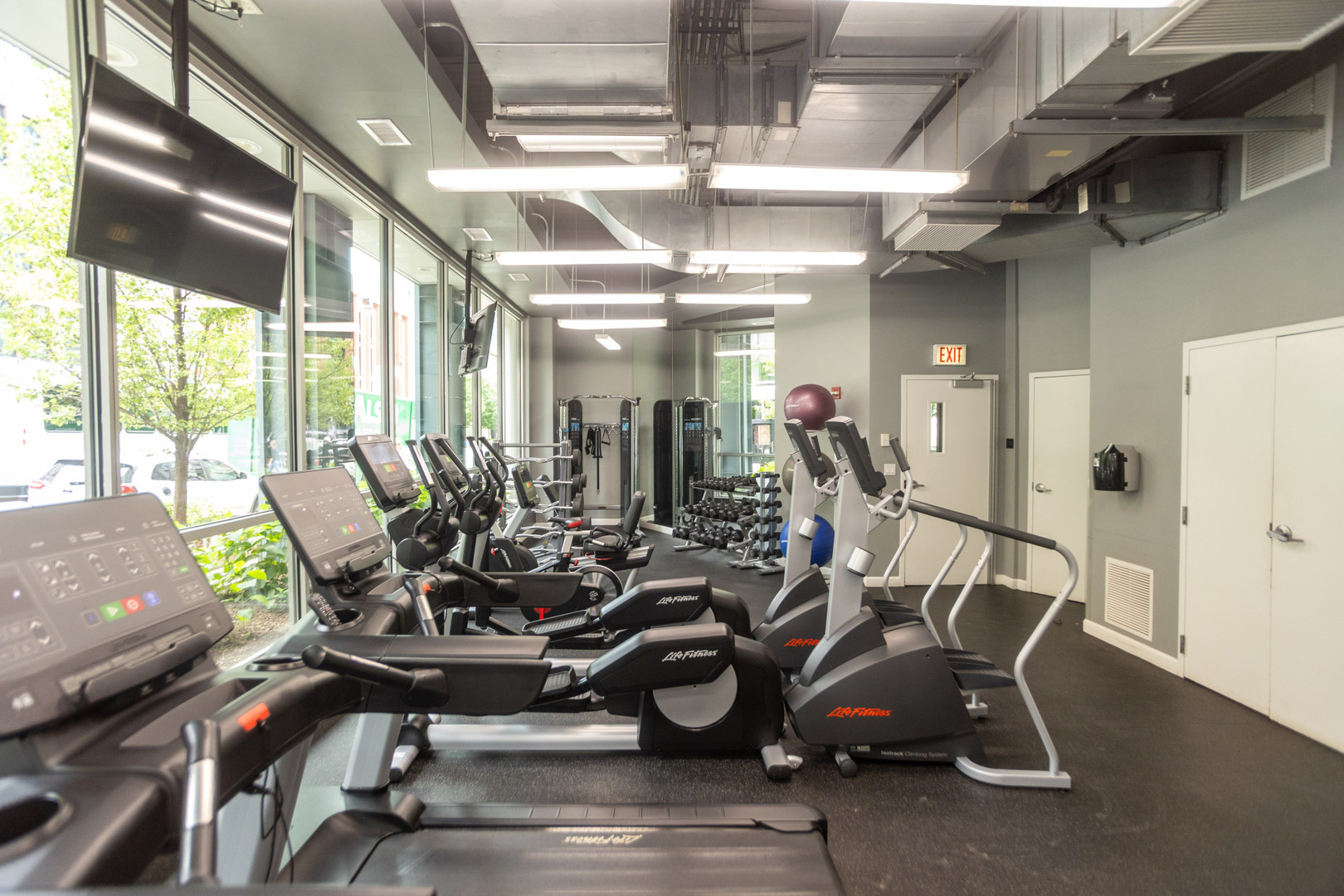 845 North Kingsbury Street Chicago IL 60610