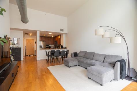 845 North Kingsbury Street Chicago IL 60610