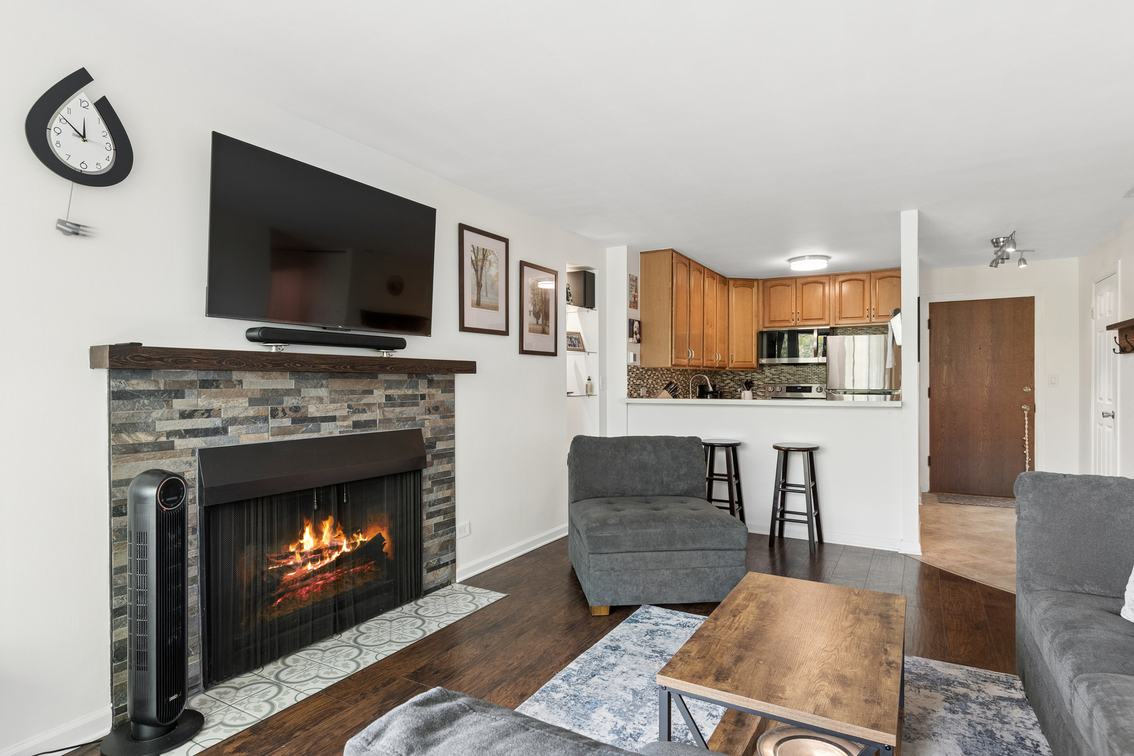 5820 Oakwood Drive Lisle IL 60532