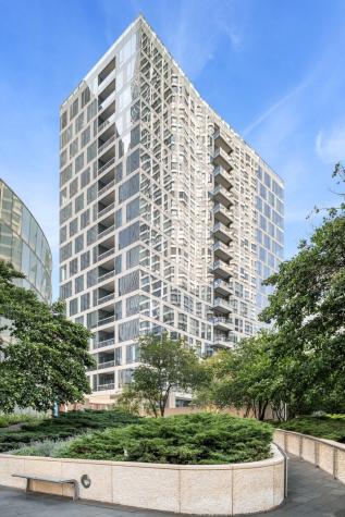403 North Wabash Avenue Chicago IL 60611