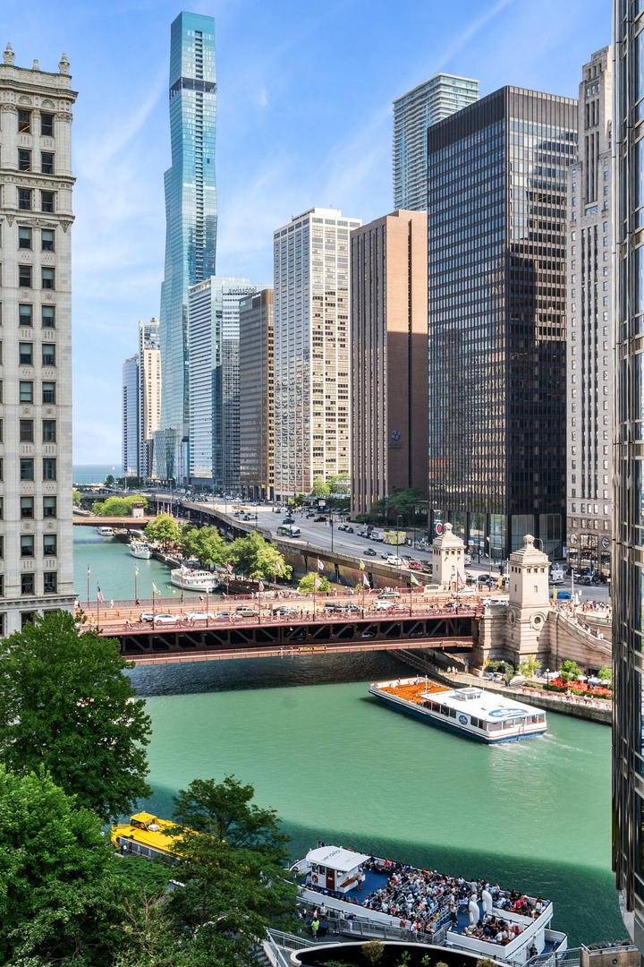 403 North Wabash Avenue Chicago IL 60611