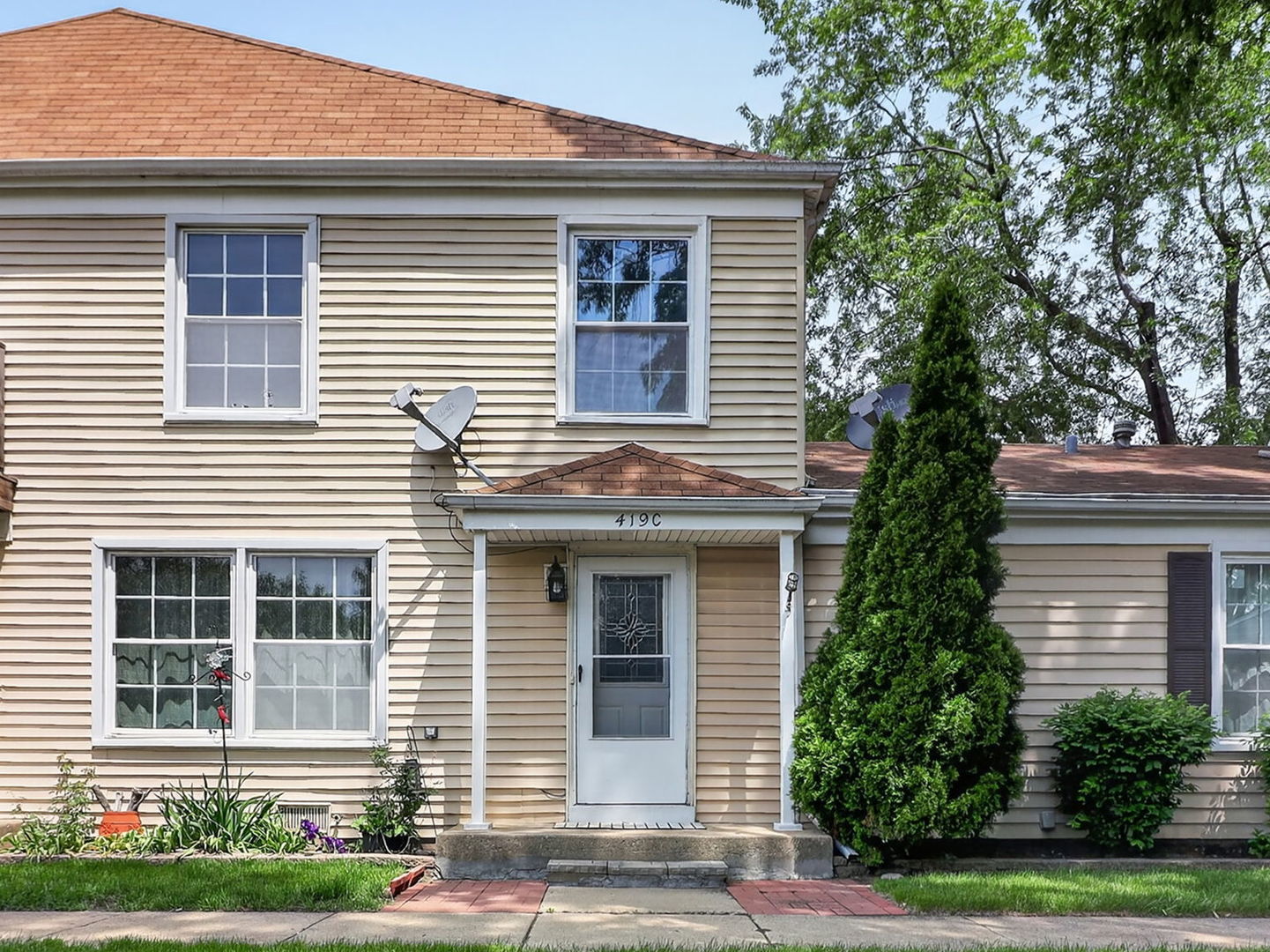 419 Sidney Avenue Glendale Heights IL 60139