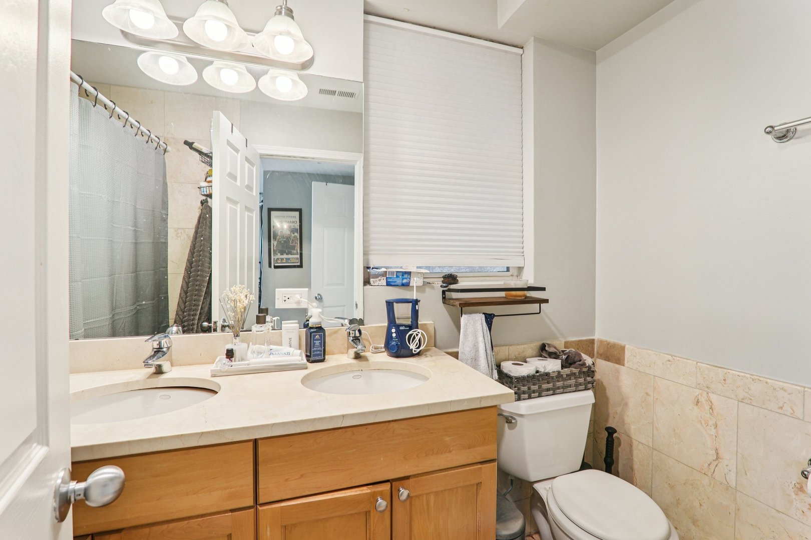 2403 West Lexington Street Chicago IL 60612