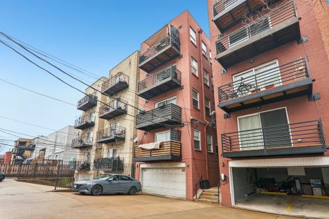 2403 West Lexington Street Chicago IL 60612