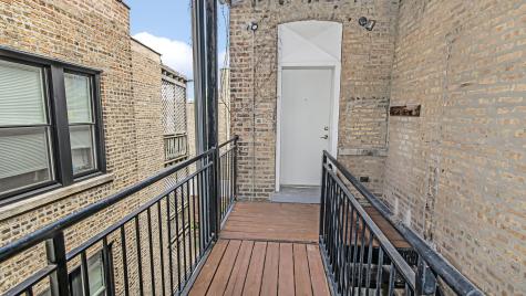 5623 North Wayne Avenue Chicago IL 60660