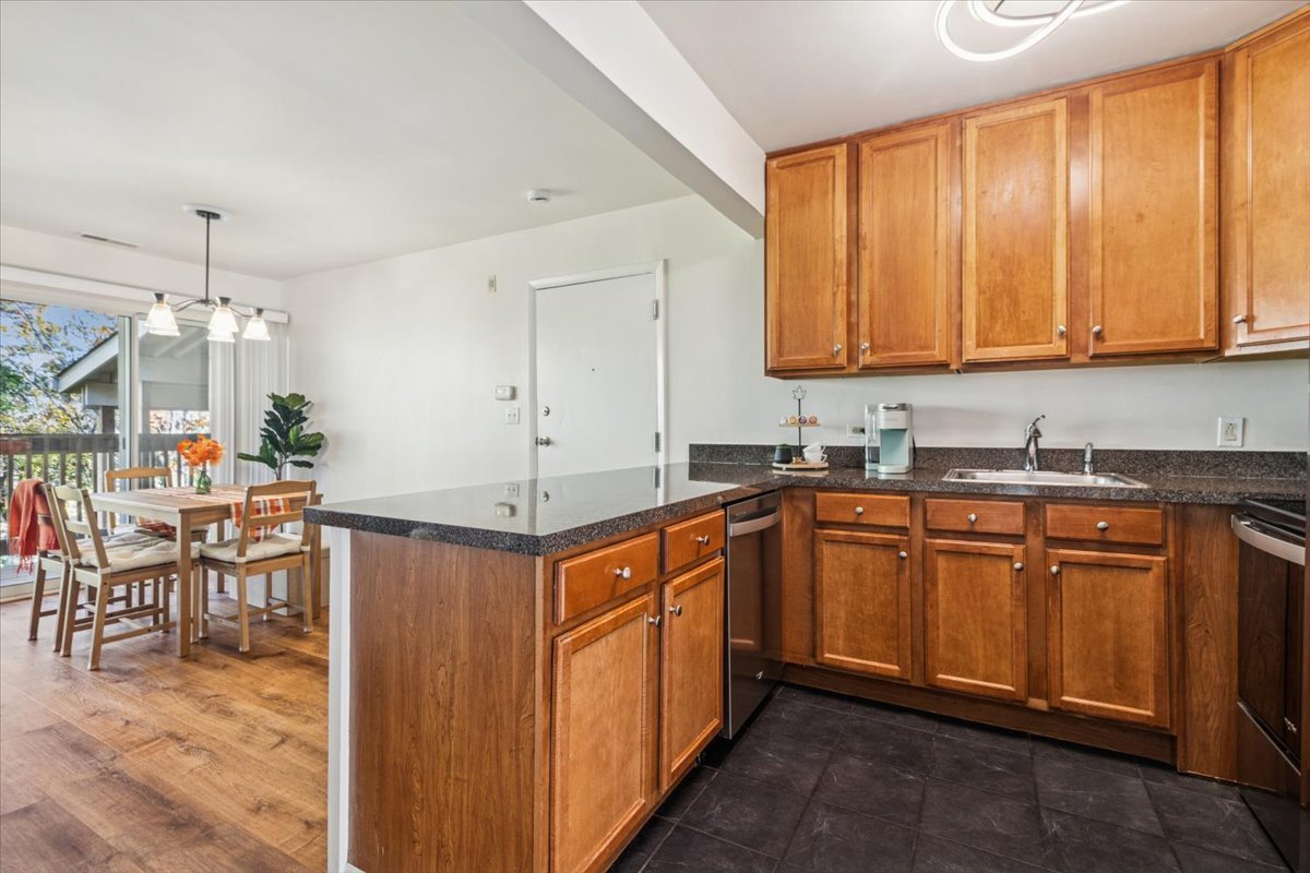 5817 Oakwood Drive Lisle IL 60532