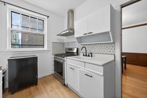 5443 South East View Park Chicago IL 60615