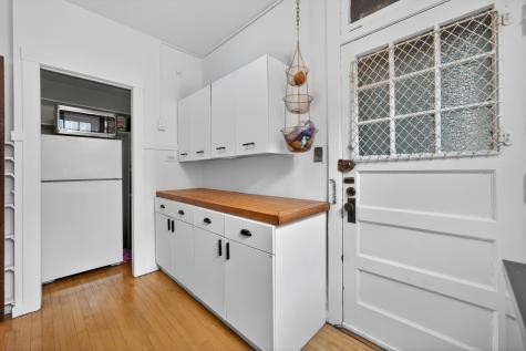 5443 South East View Park Chicago IL 60615