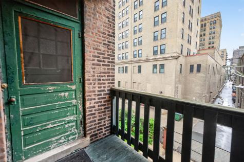 5443 South East View Park Chicago IL 60615