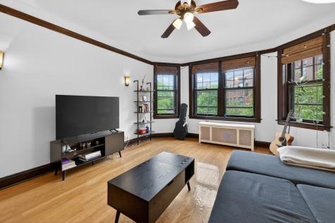 5443 South East View Park Chicago IL 60615