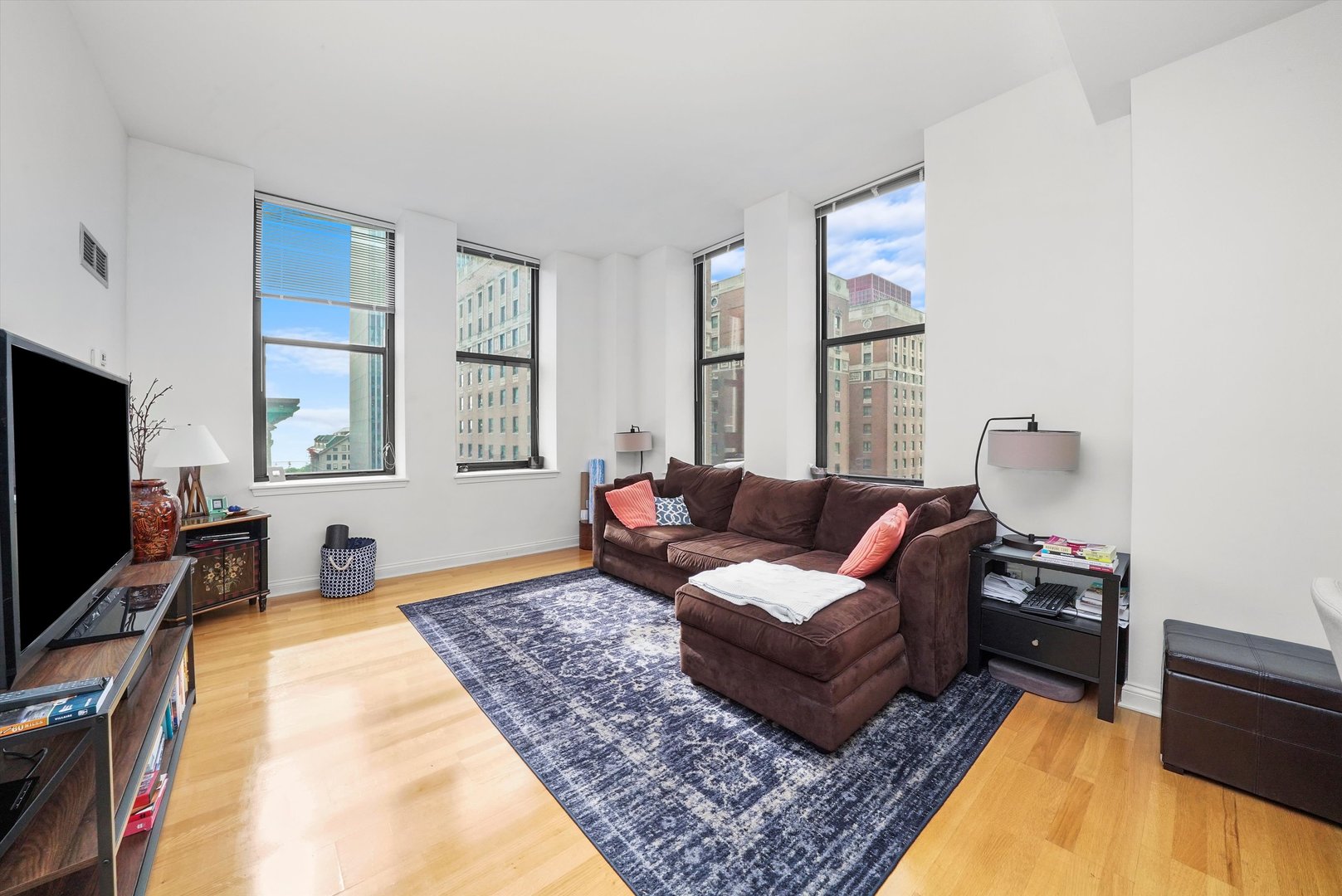 8 West Monroe Street Chicago IL 60603