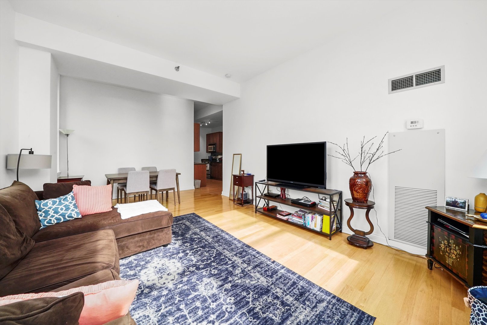8 West Monroe Street Chicago IL 60603