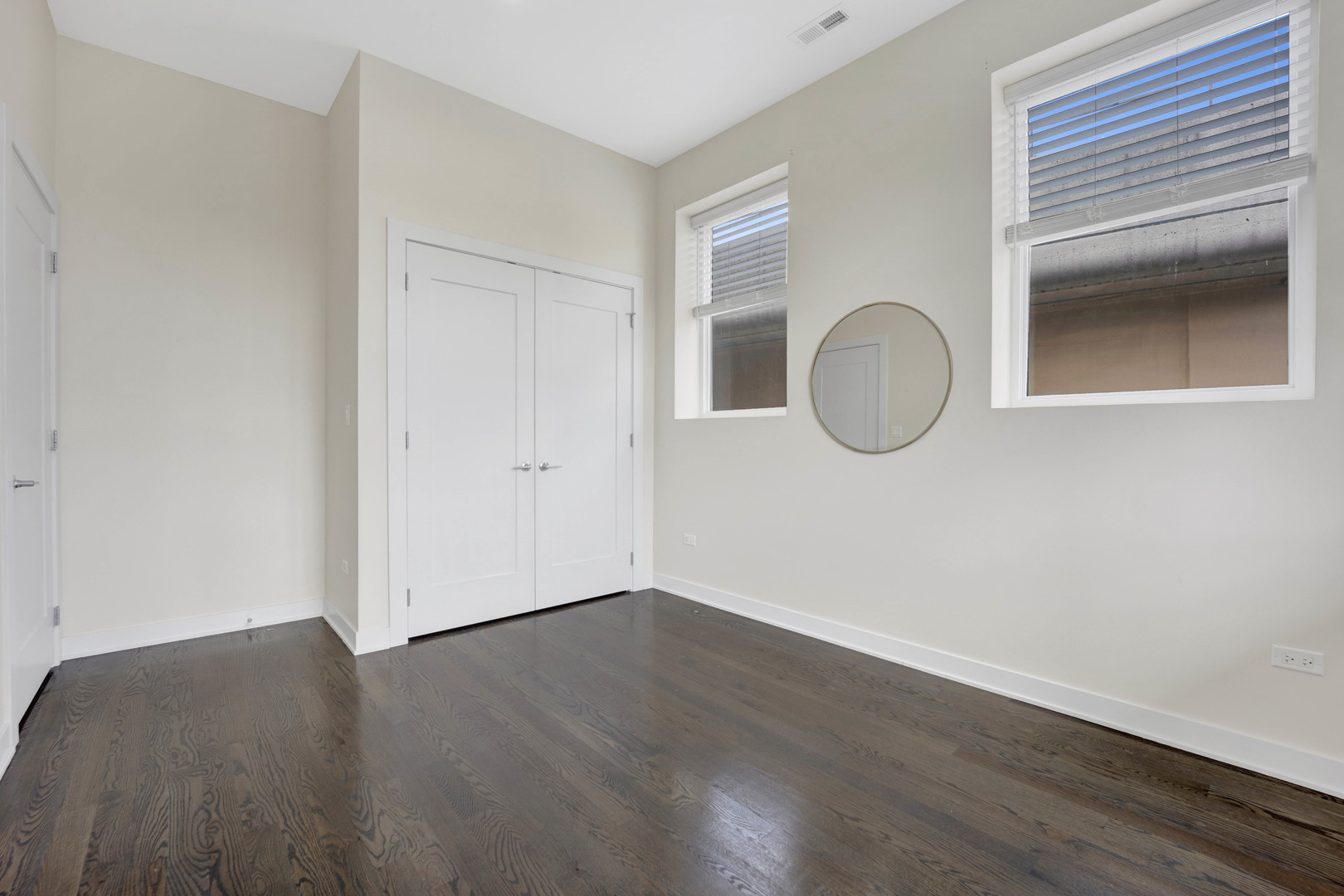 1802 South State Street Chicago IL 60616