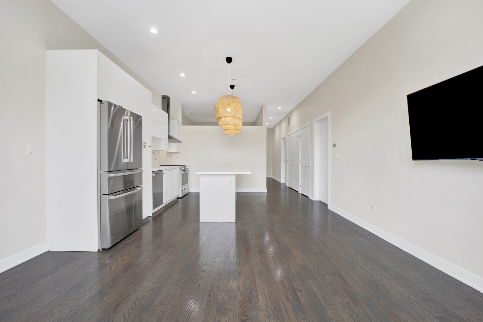 1802 South State Street Chicago IL 60616