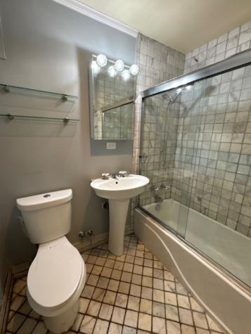 1441 West Farwell Avenue Chicago IL 60626