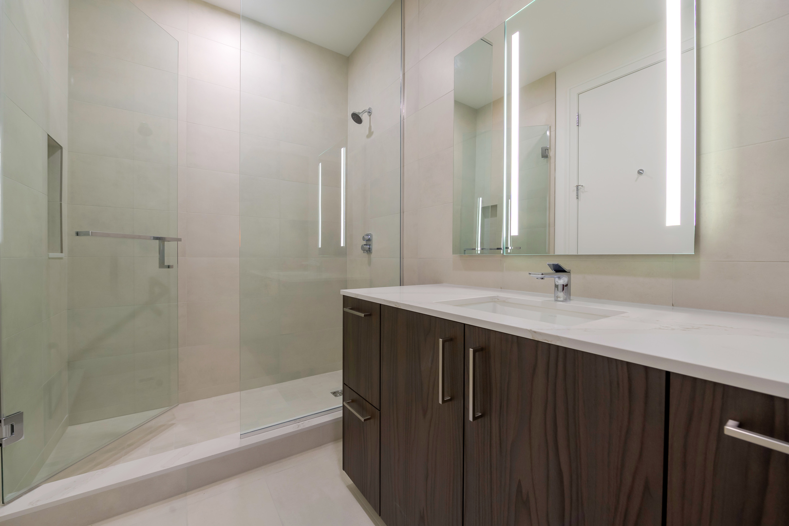 211 North Harbor Drive Chicago IL 60601