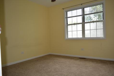 494 West Parkside Drive Palatine IL 60067