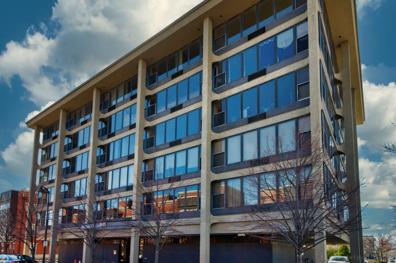345 East Eastgate Place Chicago IL 60616
